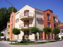Hotel Mladimir，位于达鲁瓦尔的酒店