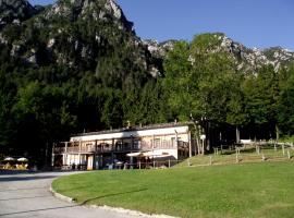 Ai Ciclamini，位于Lusevera的酒店