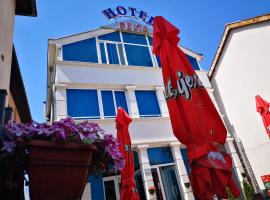 Hotel Delta，位于普列夫利亚的酒店