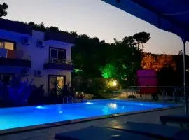Rose Hotel B&B