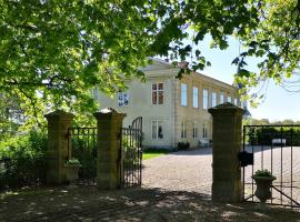 Hoby Gård B&B，位于Bräkne-Hoby的住宿加早餐旅馆