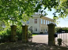 Hoby Gård B&B