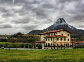 Hotel Olatzea，位于Arbizu的酒店