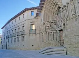 Calle San Bartolomé, 7 - 2. Piso Turístico