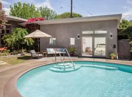 Mid-Mod Retro Private Studio & Pool