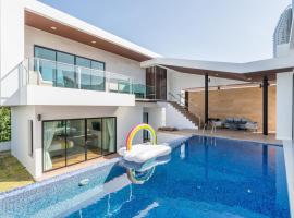 Mövenpick Luxury Villa2FL-Private Pool-SHA CERTIFIED，位于纳仲天的别墅