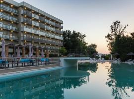 阿瑞提大酒店，位于科孚镇科孚岛国际机场 - CFU附近的酒店