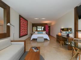 Hotel Xcaret Mexico All Parks All Fun Inclusive，位于普拉亚卡门的酒店