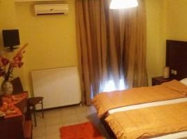 HOTEL HARA，位于Évzonoi的酒店