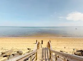 Blue Cottage & Beach Condo