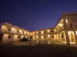 哈斯恩达纳昂日酒店