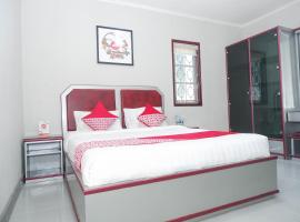 OYO 1284 Executive Residence，位于三宝垄的酒店