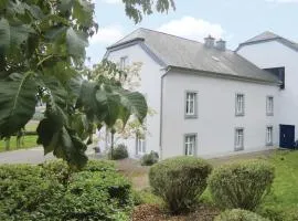 Nice Apartment In Noertrange With Wifi