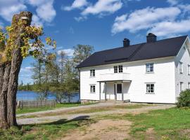 Cozy Home In Lammhult With Sauna，位于Lammhult的酒店