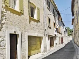 Lovely Home In Beaucaire With Wifi