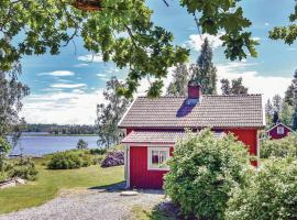 Awesome Home In Kpmannebro With House Sea View，位于Åsensbruk的酒店