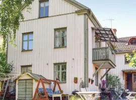 3 Bedroom Nice Apartment In Vimmerby