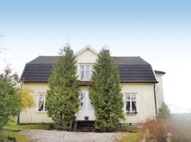 Holiday Home Stommen Kärråkra Blidsberg，位于Älmestad的酒店