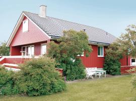 5 Bedroom Awesome Home In Borhaug，位于Borhaug的酒店