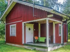 Cozy Home In Munka-Ljungby With Kitchen