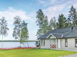 Awesome Home In Vittaryd With Sauna，位于Kvänarp的酒店
