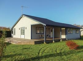 Lovely Home In Beddingestrand With Wifi，位于Beddinge Strand的酒店