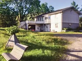 Three-Bedroom Holiday Home In Tvedestrand