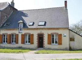 Three-Bedroom Holiday Home In Chigny