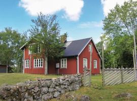 Stunning Home In Lidhult With Wifi，位于Lidhult的酒店