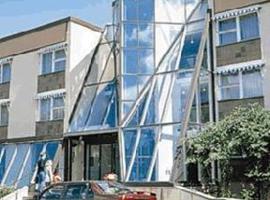Quality Hotel Prisma，位于舍夫德的酒店