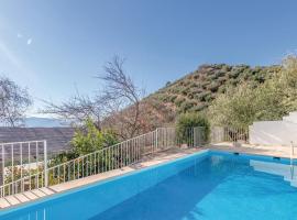 6 Bedroom Lovely Home In Iznájar，位于Fuentes de Cesna的酒店