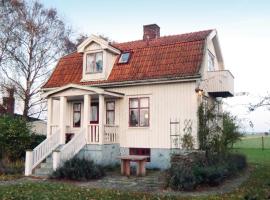 Amazing Home In Degerhamn With 2 Bedrooms And Wifi，位于Gammalsby的乡村别墅