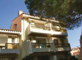 Gorgeous Apartment In Argeles Sur Mer