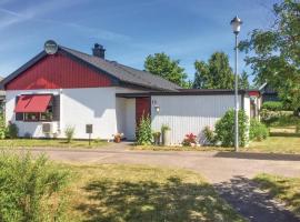 Cozy Home In Borgholm With Wifi，位于博里霍尔姆的豪华酒店