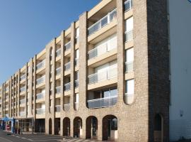 Nice Apartment In Saint Cast Le Guildo，位于圣卡勒吉勒多的酒店