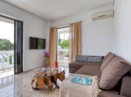 Varkiza by the sea，位于瓦里的酒店