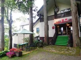 玛门酒店