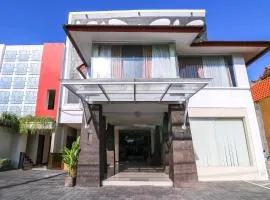 Super OYO Balitone Residence