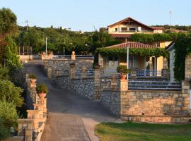 Alexandros Apartments & Αλέξανδρος Villas，位于Kalamaki Messinia的度假短租房