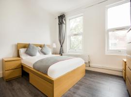 The Broadway Hotel - London Heathrow，位于绍斯霍的酒店