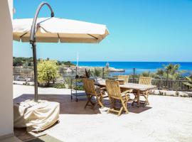 Phaedrus Living: Seaside Luxury Villa Anafi，位于帕拉利米尼的酒店