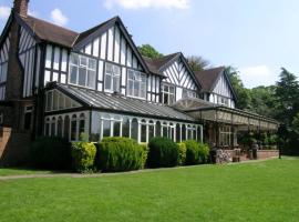 The oaklands hotel，位于Weaverham的酒店