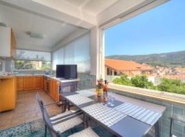 Apartments Villa Rojnica，位于耶尔萨的旅馆