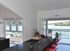 Villa Pina Appartment Chantos