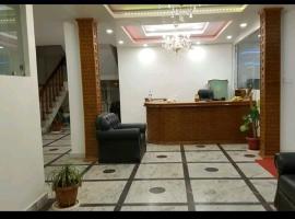 Gauri Shankar Hotel，位于Tānsen的酒店