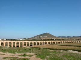 Cortijo Jayon，位于Fernán Pérez的酒店