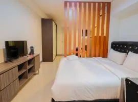 Elegant 1BR at Grand Kamala Lagoon Apartment By Travelio