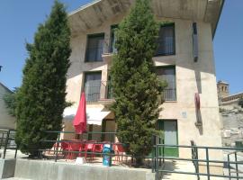 Hotel Costalaz Plaza，位于Torralba de Aragón的酒店