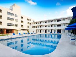 Hotel Bonampak，位于坎昆Cancun Bullfight ring附近的酒店