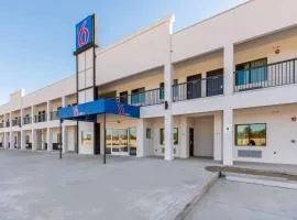 Motel 6-Channelview, TX